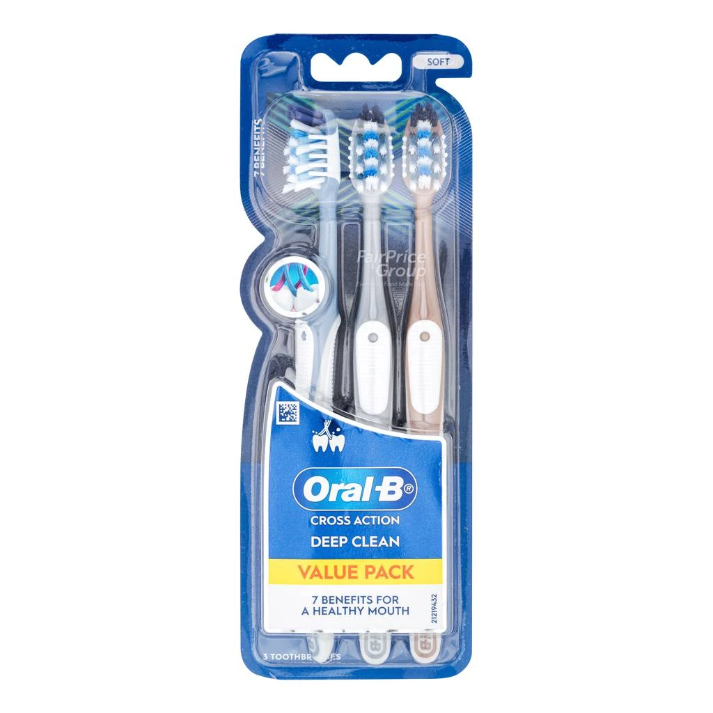 Oral-B Cross Action 7 Benefits Soft Brush Toothbrush Pack 3s
